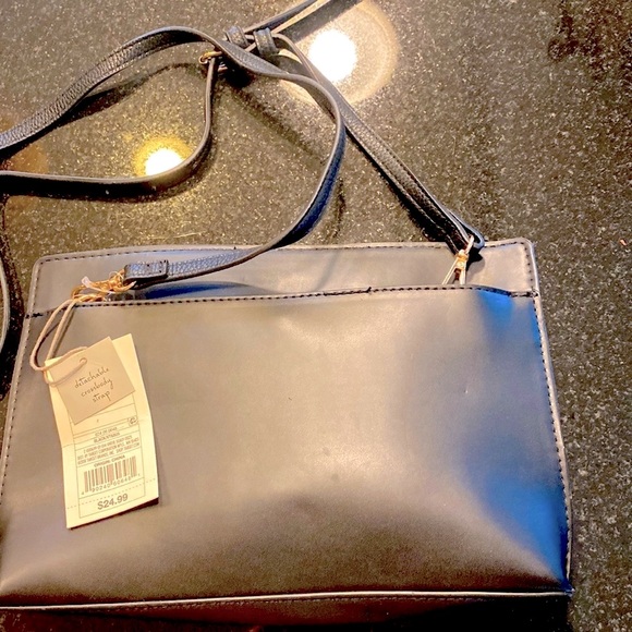 11 x 7 black bag. - Picture 1 of 3